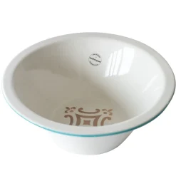 Sale Waschbär Portugiesische Keramik-Schale, groß.